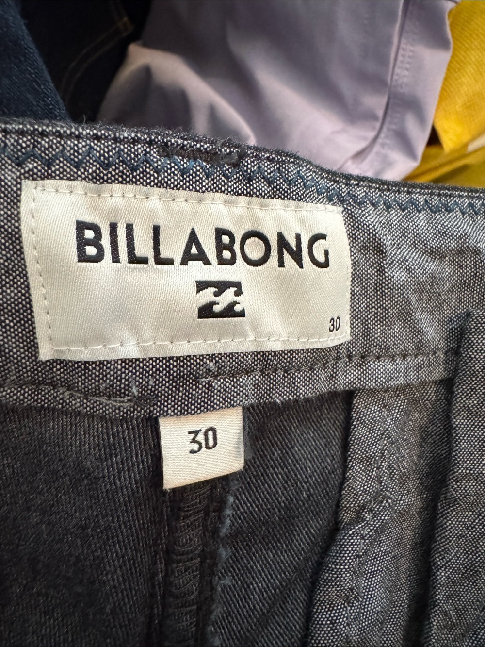 Billabong Men's Dark Grey Flat Front Casual Shorts Size 30 Thick Classic Style - Picture 6 of 9